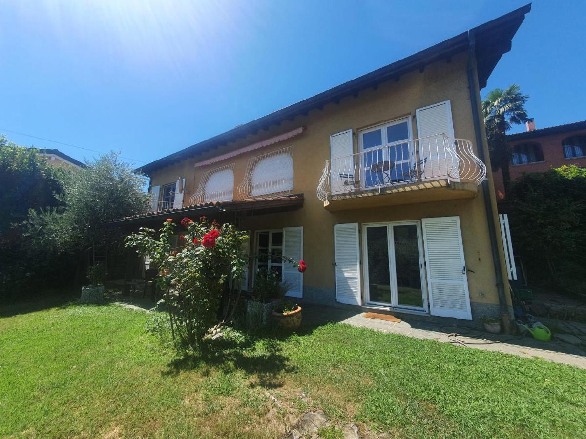 Collina d'Oro Golden Hill - Big Rooms With Kitchen And Garden المظهر الخارجي الصورة