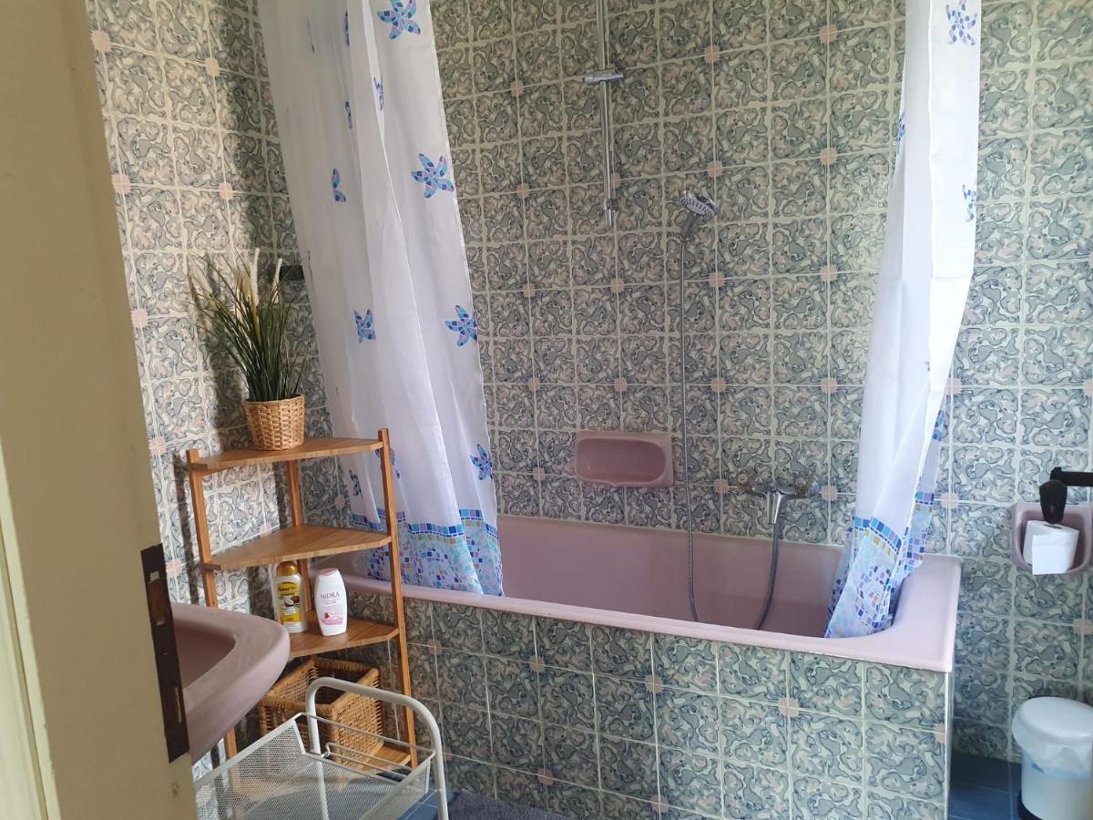 Collina d'Oro Golden Hill - Big Rooms With Kitchen And Garden المظهر الخارجي الصورة